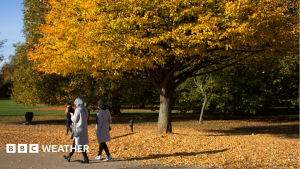 UK weather: Autumn chill to arrive as temperatures finally drop UK weather: Autumn chill to arrive as temperatures finally drop