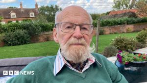 Codebreaker, 103, kept his WW2 heroics a secret for decades Codebreaker, 103, kept his WW2 heroics a secret for decades