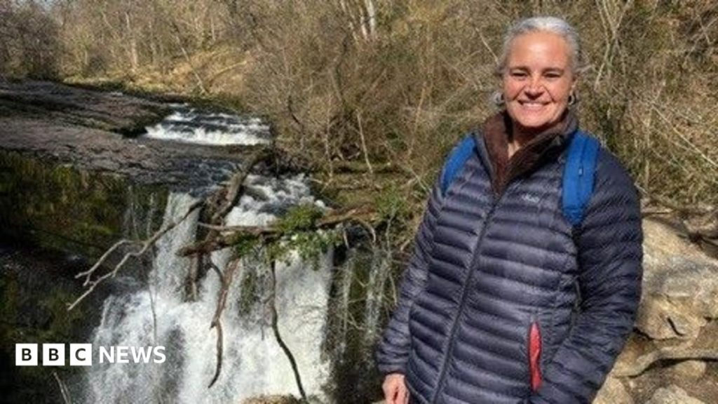 Tributes paid to ‘bravest’ woman who died of ‘stab wounds’ after crash