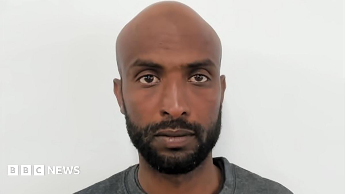 Man jailed for piloting small boat carrying 26 others to Kent coast