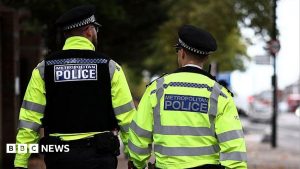 Five arrested for inciting racial hatred outside Jewish group’s headquarters, says Met Five arrested for inciting racial hatred outside Jewish group’s headquarters, says Met